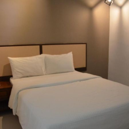 Senrose Hotel Куантан Екстер'єр фото